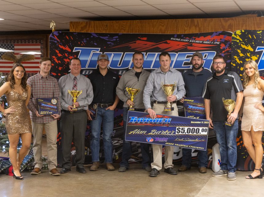 Pelmel amatør dynamisk CHAMPIONS CELEBRATED, 2022 REMEMBERED AT THUNDER MOUNTAIN SPEEDWAY BANQUET.  | Thunder Mountain Speedway